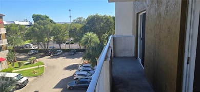 11060 SW 196th St unit 401, Cutler Bay, FL 33157 - photo 7