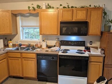 12 Fieldstone Dr, Orange, MA 01364 - photo 7