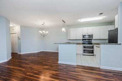 1676CamfieldLn009