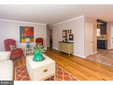 154 Saint Charles St, Drexel Hill, PA 19026 - photo 3