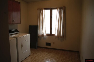 1011 1011 N 4th St, New Ulm, MN 56073 - photo 5