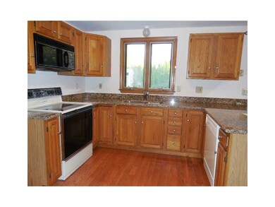 9 Seth Dr, Attleboro, MA 02703 - photo 5