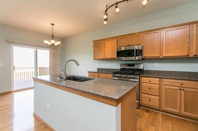 4142 Lakeview Dr SW unit 4142, Cedar Rapids, IA 52404 - photo 6
