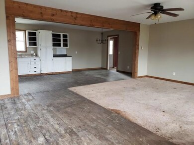 302 N Harrison Aurora, MO (10)