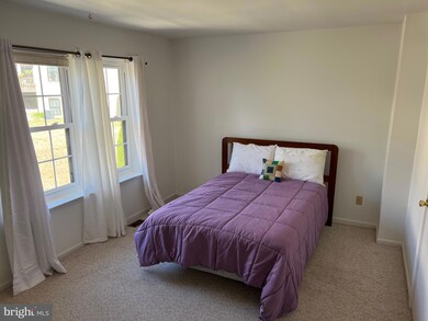 529 Canterbury Rd, Norristown, PA 19403 - photo 5