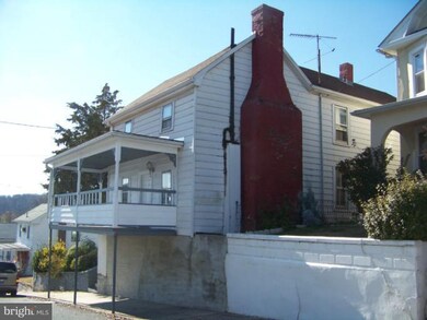 9 N Virginia Ave, Brunswick, MD 21716 - photo 2