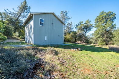 19404 Peppernut Dr, Redding, CA 96003 - photo 6