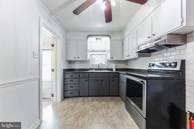 624 W Broad St, Quakertown, PA 18951 - photo 6