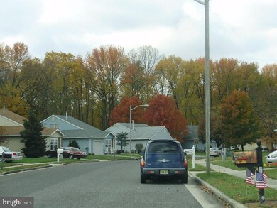 118 Lakebridge Dr, Woodbury, NJ 08096 - photo 6