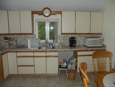 252 Pheasant Run, Bushkill, PA 18324 - photo 2