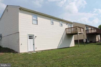 238 Greenleaf Rd, Strasburg, VA 22657 - photo 5