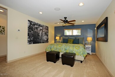 4215 E Piccadilly Rd, Phoenix, AZ 85018 - photo 6