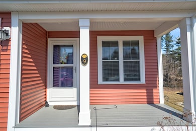 9 Adelaide Ave, Nashua, NH 03064 - photo 3