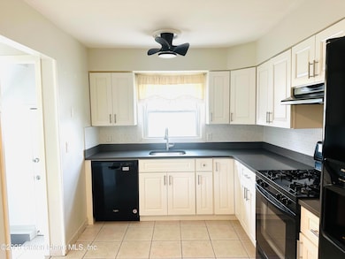 11W1-KITCHEN