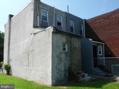 843 Pine St, Camden, NJ 08103 - photo 3