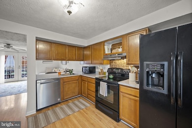 1492 Dockside Ct, Frederick, MD 21701 - photo 2