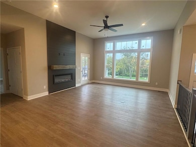 1604 SW Stonewall Dr, Oak Grove, MO 64075 - photo 4