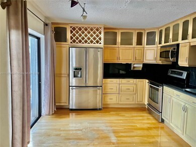 11871 SW 8th Ct, Davie, FL 33325 - photo 6