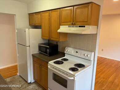 Kitchen 1- 94 E