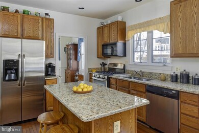 46412 Meanders Run Ct, Sterling, VA 20165 - photo 3