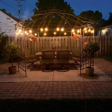 1512 N. Columbus St. 6