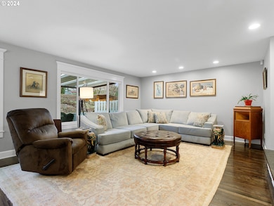 6275 Club House Cir unit 2, West Linn, OR 97068 - photo 4