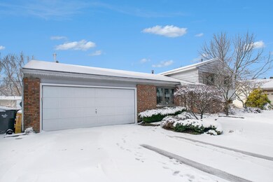 9 Meadow Ln, Nappanee, IN 46550 - photo 2