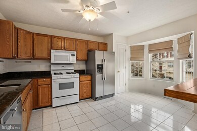 2567 Windy Oak Ct, Crofton, MD 21114 - photo 5