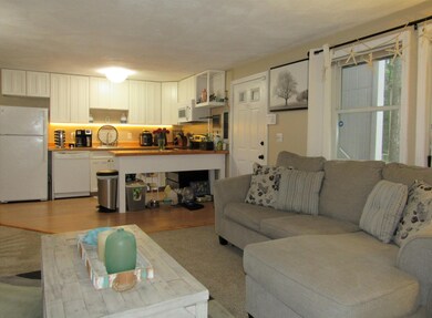 70 Cape Dr unit 8B, Mashpee, MA 02649 - photo 6