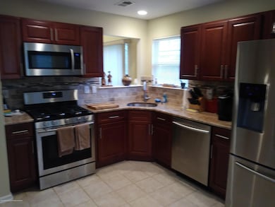 2677 Rockport Ln, Toms River, NJ 08755 - photo 4