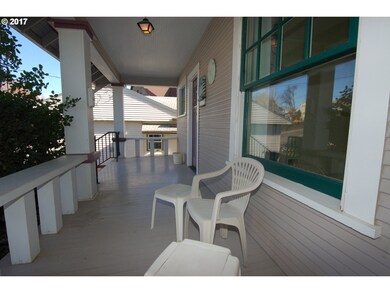 212 NW Despain Ave, Pendleton, OR 97801 - photo 3