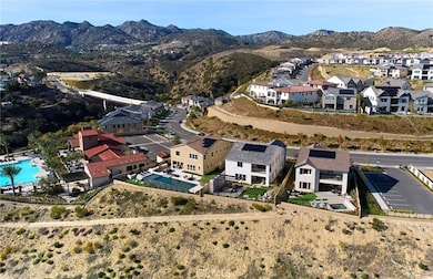 21138 W Poema Place, Chatsworth, CA 91311 - photo 4