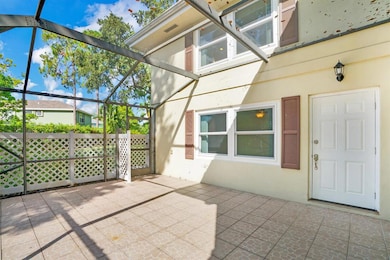 31 Clinton Ct unit C, Royal Palm Beach, FL 33411 - photo 5