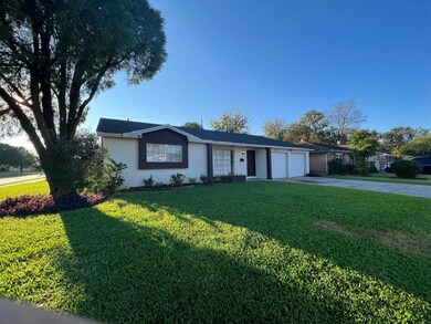 6018 Winterhaven Dr, Houston, TX 77087 - photo 2