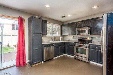 Spacious kitchen with stainless steal appliances,