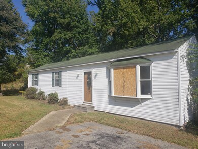 23088 Shady Mile Dr, California, MD 20619 - photo 2