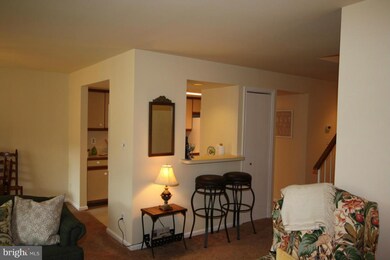 12945 Grays Pointe Rd unit A, Fairfax, VA 22033 - photo 5