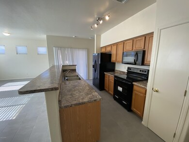 1262 E Weimer Cir unit 39, Tucson, AZ 85719 - photo 6
