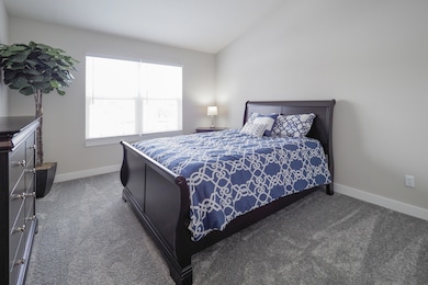 6639 Mill Creek Dr unit B, Kalamazoo, MI 49009 - photo 3