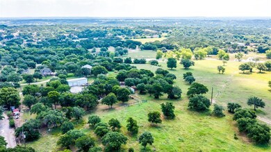 124 Livingston Ct, Weatherford, TX 76087 - photo 4