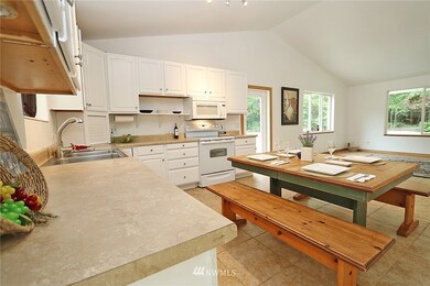 unlisted-address, Blaine, WA 98230 - photo 6