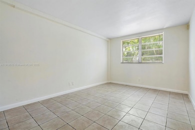 1715 N 16th Ave unit 215, Hollywood, FL 33020 - photo 2