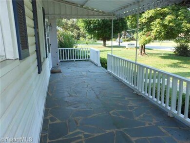 2931 Archdale Rd, High Point, NC 27263 - photo 3