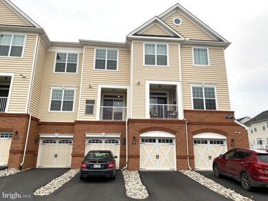 23286 Southdown Manor Terrace unit 115, Ashburn, VA 20148 - photo 2