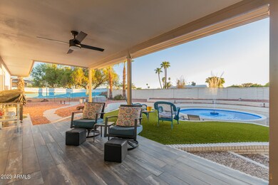 10618 W Wheatridge Dr, Sun City, AZ 85373 - photo 2