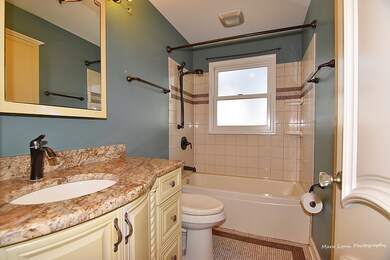 428 Laurel St, Batavia, IL 60510 - photo 4