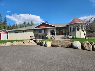 8615 E Lindgren Rd, Spokane, WA 99217 - photo 2