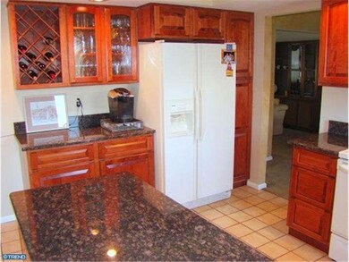 1366 Cinnamon Dr, Fort Washington, PA 19034 - photo 5