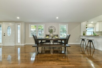 202 Humphrey St, Marblehead, MA 01945 - photo 5