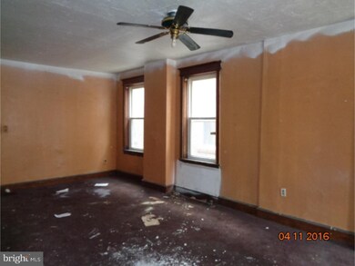 1038 Liberty St, Camden, NJ 08104 - photo 2